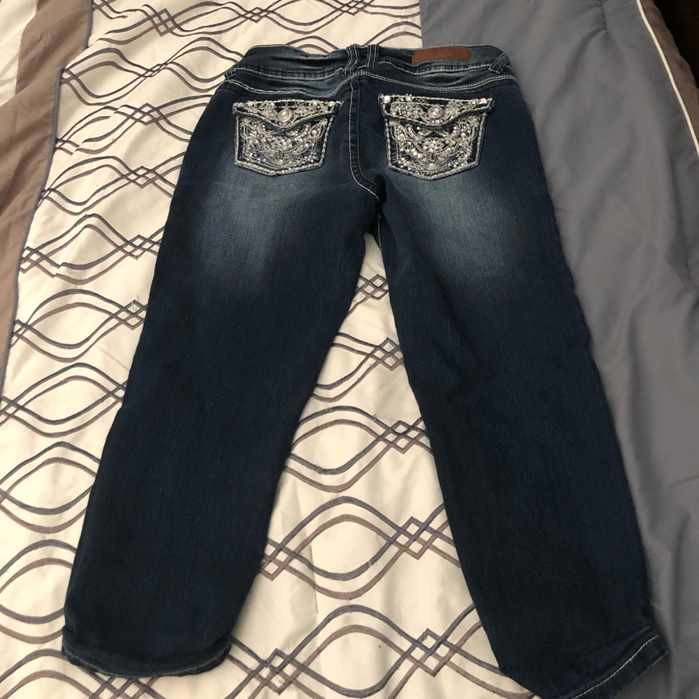 Size 3 Wallflower Jeans in like new condition